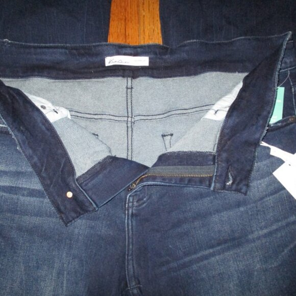 KanCan Hi-Rise Super Flare Jeans NWT - Picture 8 of 11